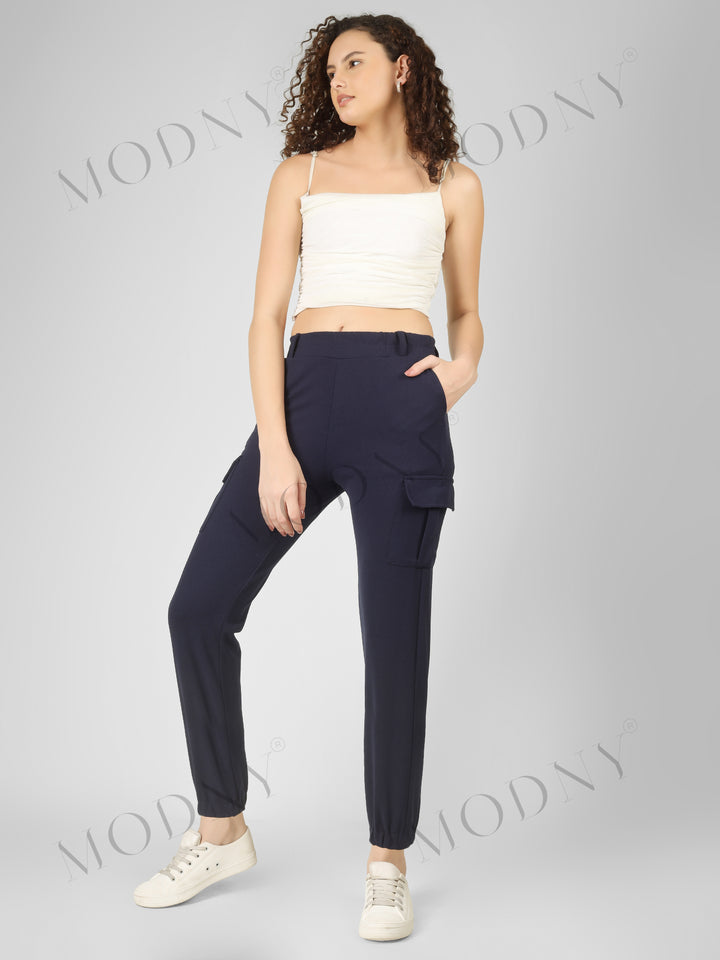 HIGH-WAISTES CARGO JOGGER