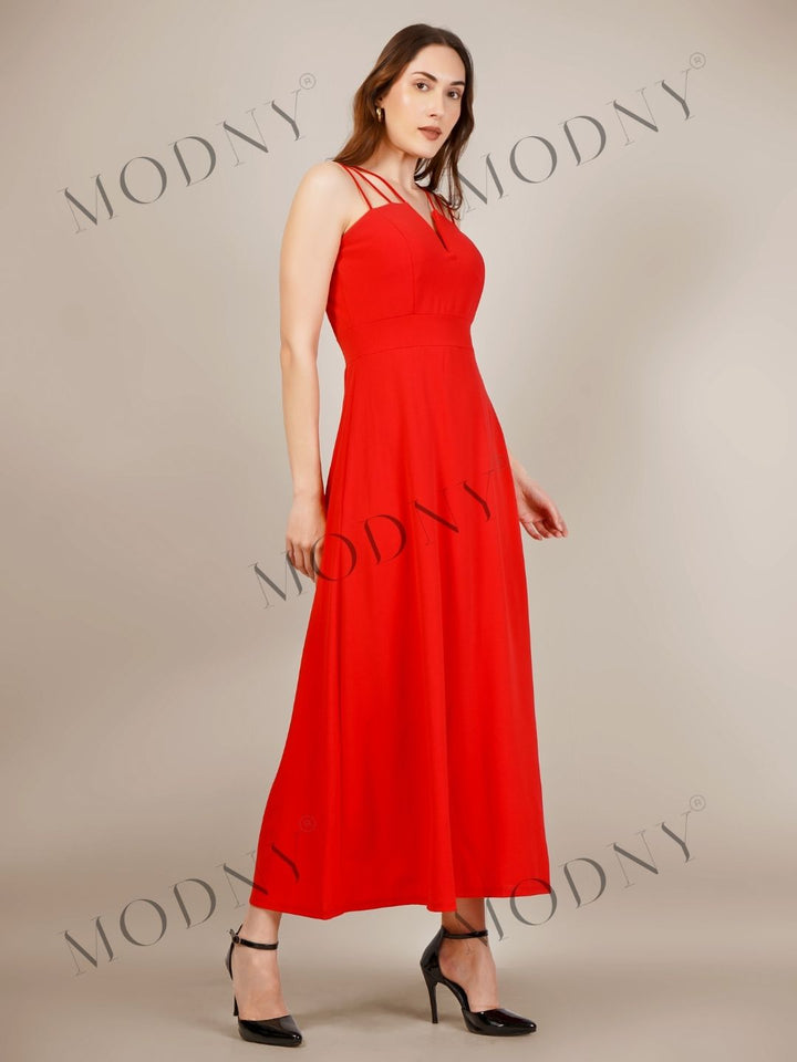 TRIO SRAPPY FLARE MAXI DRESS