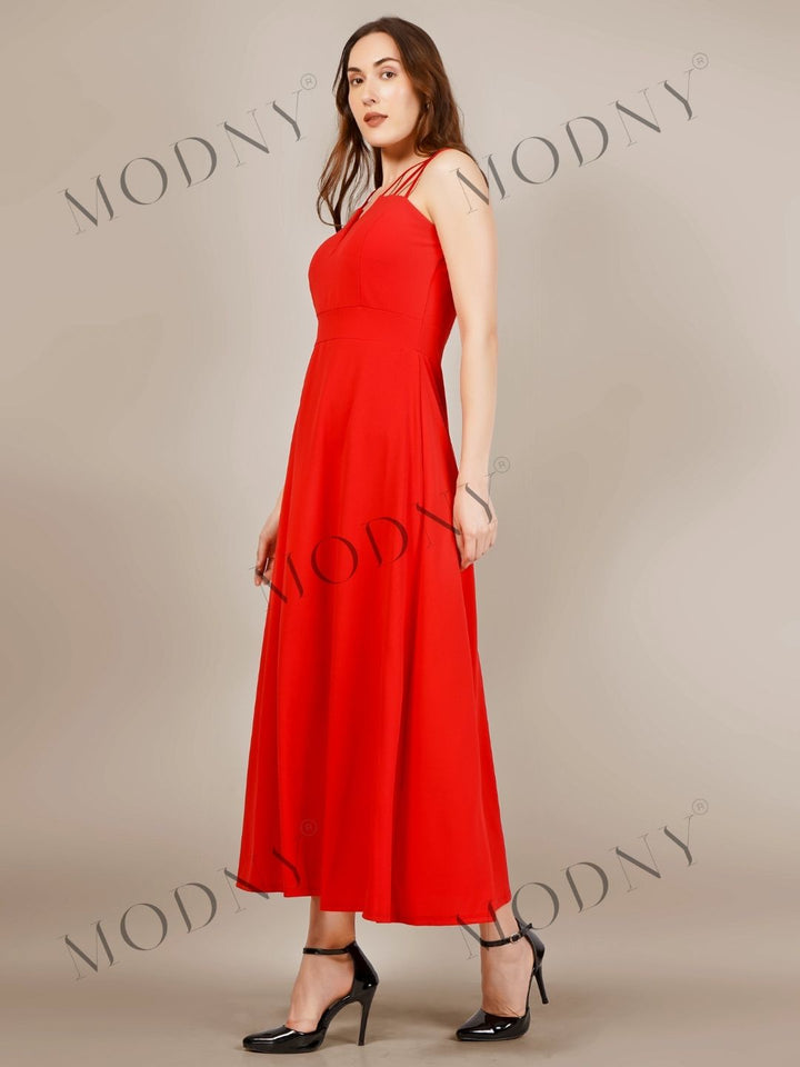 TRIO SRAPPY FLARE MAXI DRESS