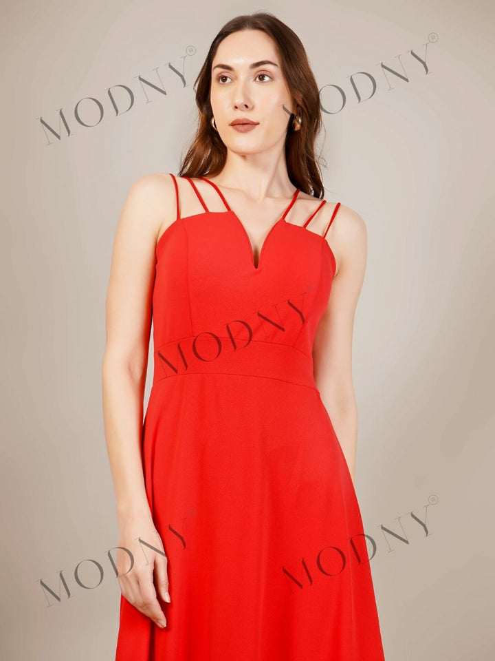 TRIO SRAPPY FLARE MAXI DRESS