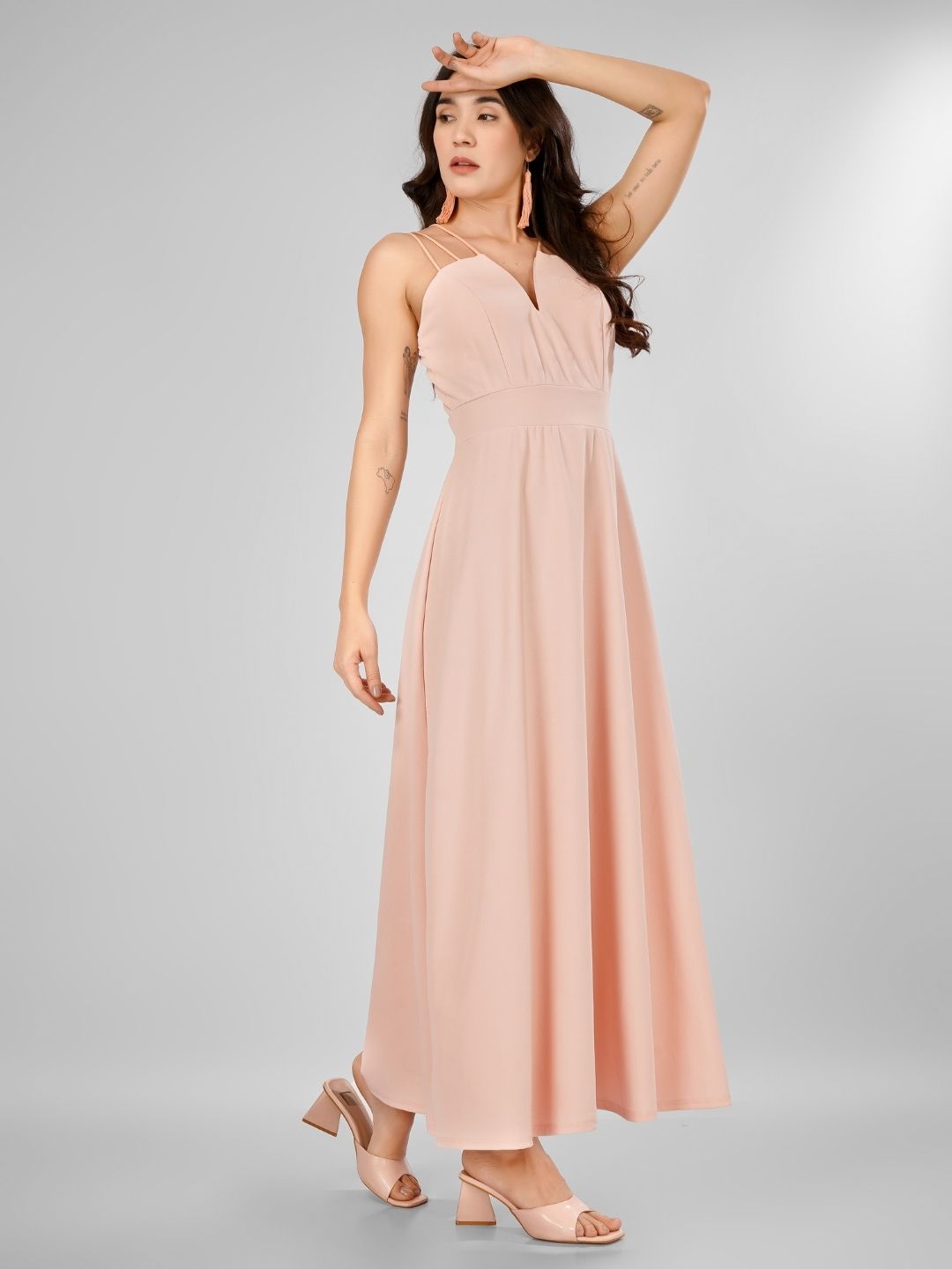 TRIO SRAPPY FLARE MAXI DRESS