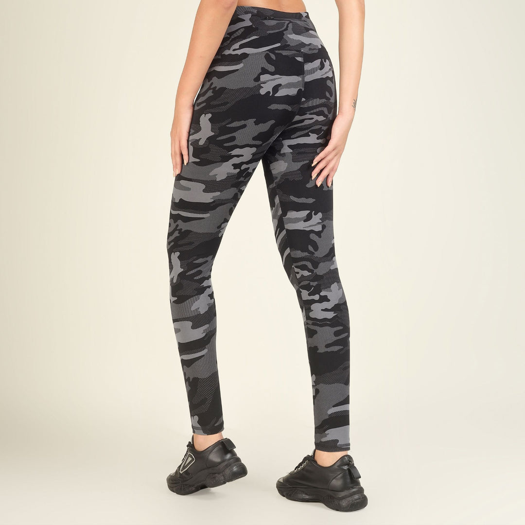 FlexFit Sports Pants Camouflage