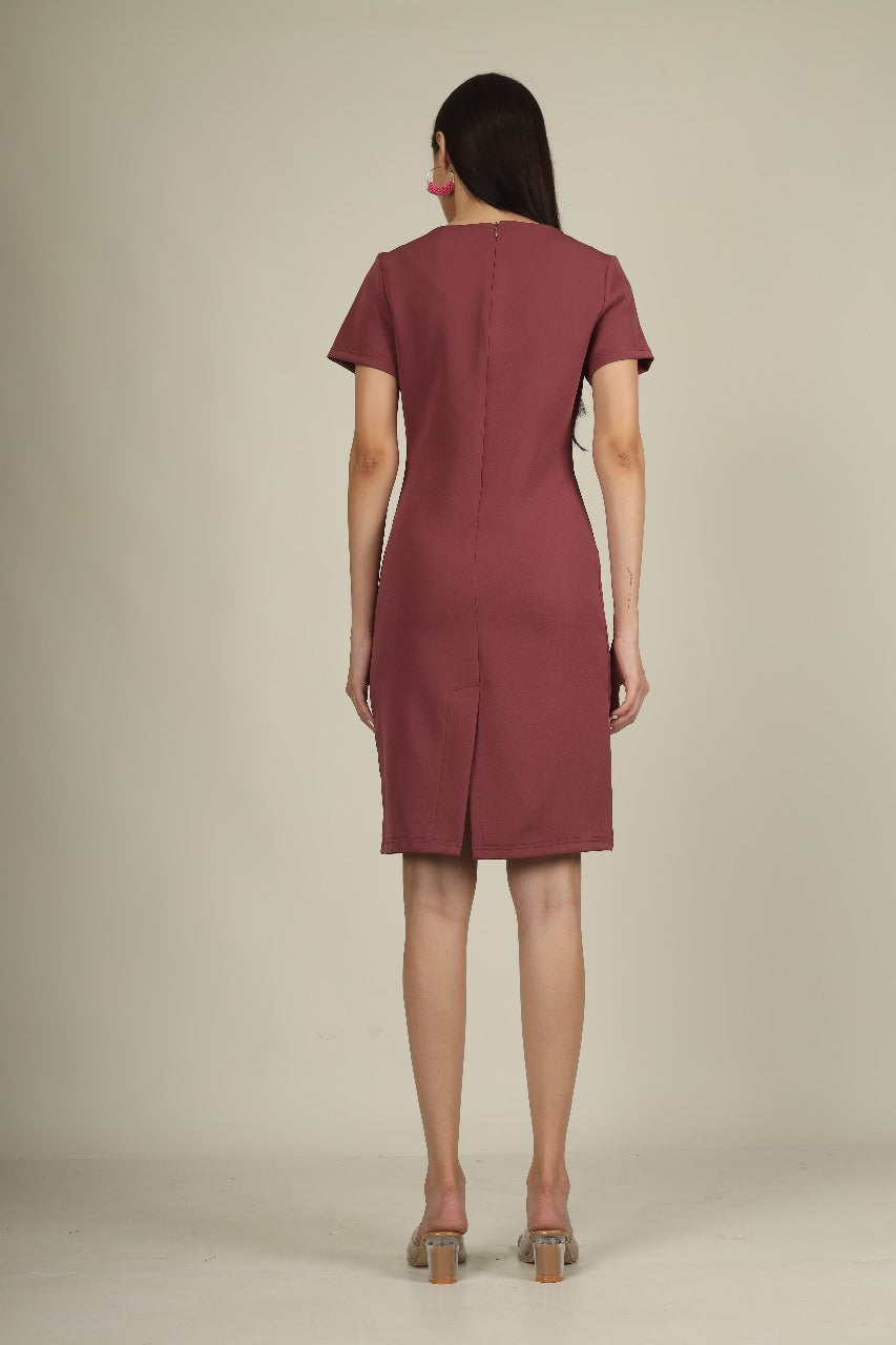 CLASSIC ROUND NECK TIMELESS FORMAL DRESS