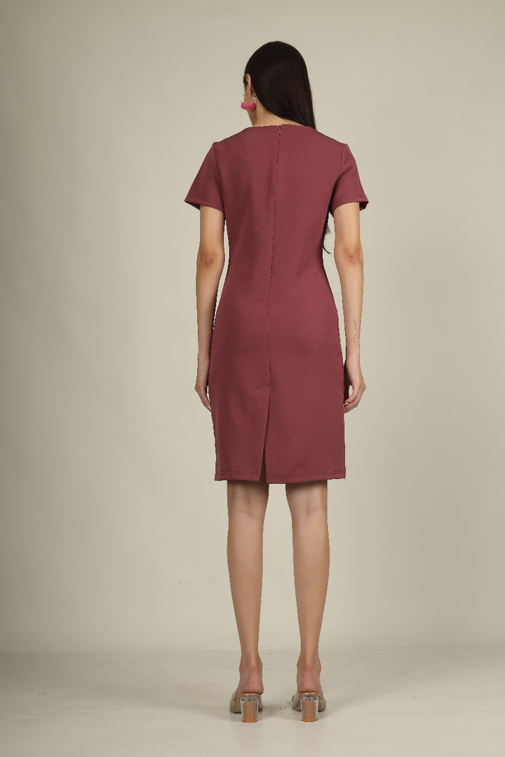 CLASSIC ROUND NECK TIMELESS FORMAL DRESS