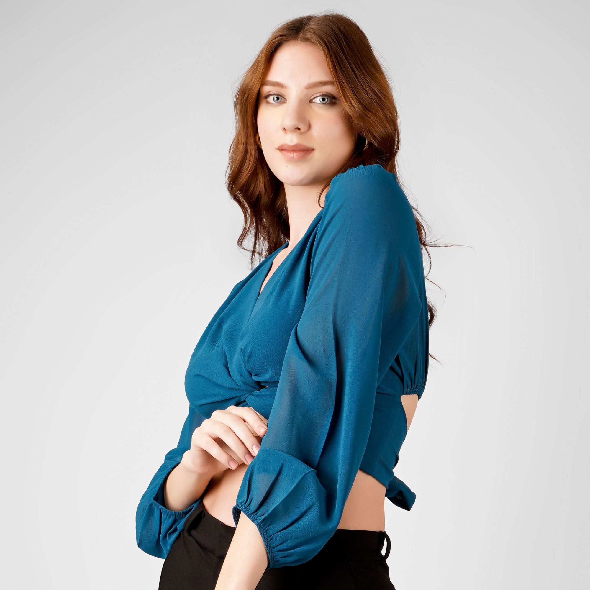 LANTERN SLEEVES CROP TOP