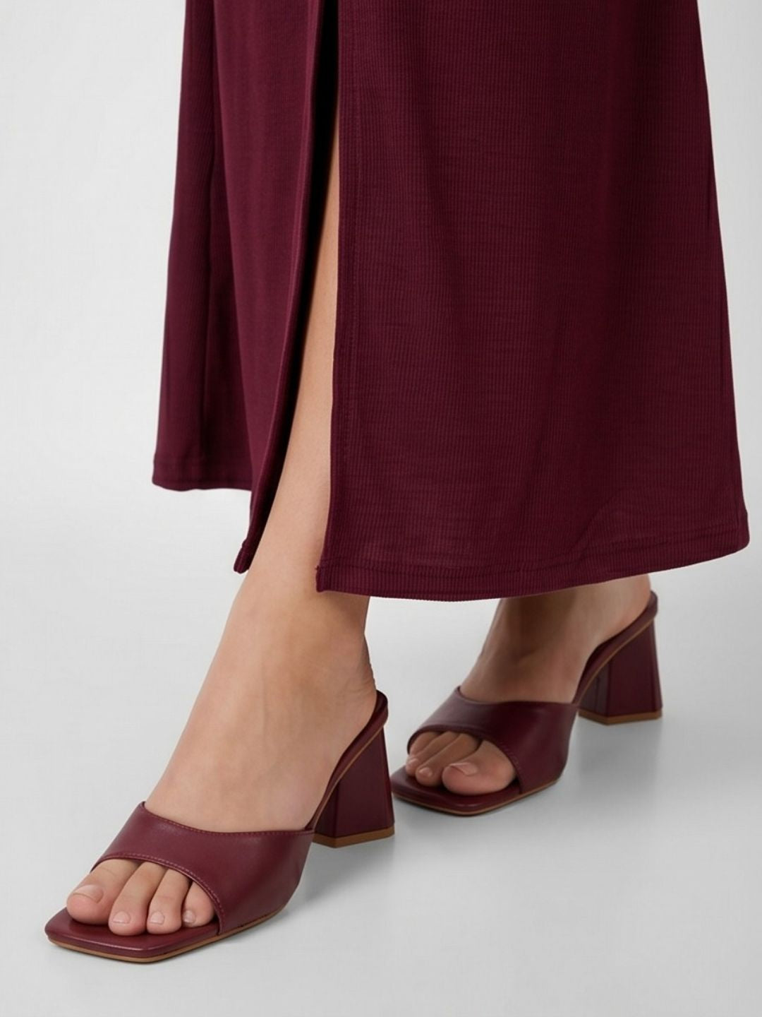 SQUARE NECK CLASSY MAXI DRESS