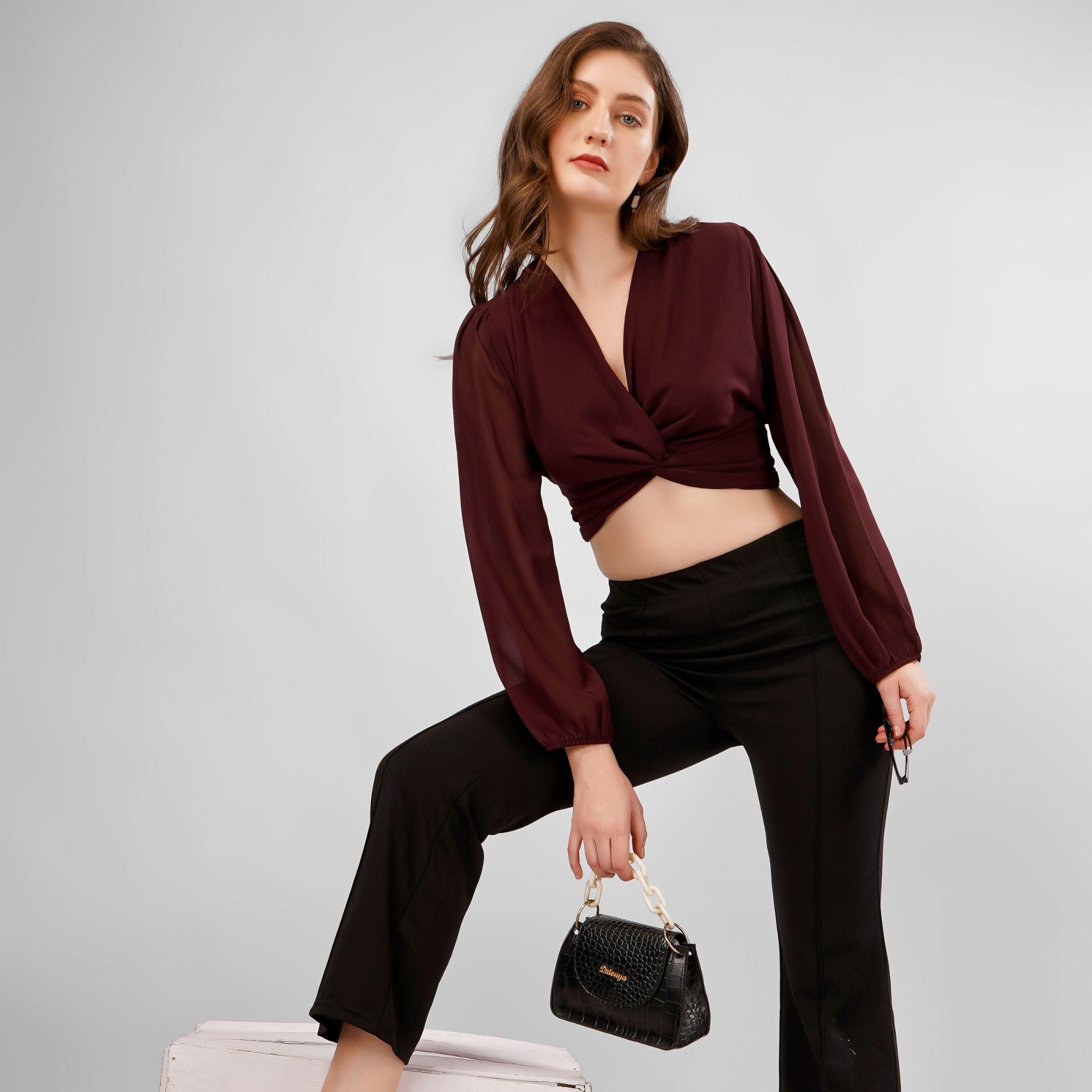 LANTERN SLEEVES CROP TOP