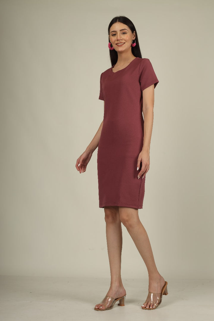 CLASSIC ROUND NECK TIMELESS FORMAL DRESS
