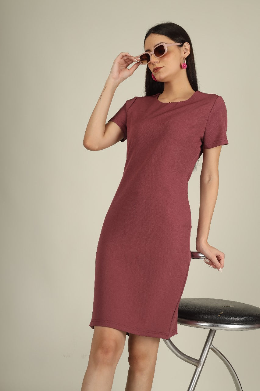 CLASSIC ROUND NECK TIMELESS FORMAL DRESS