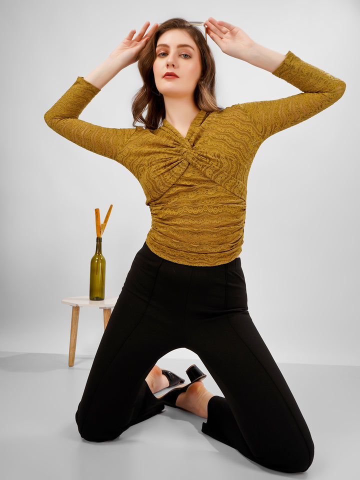 CROCHET KNOT WRAPPED TOP