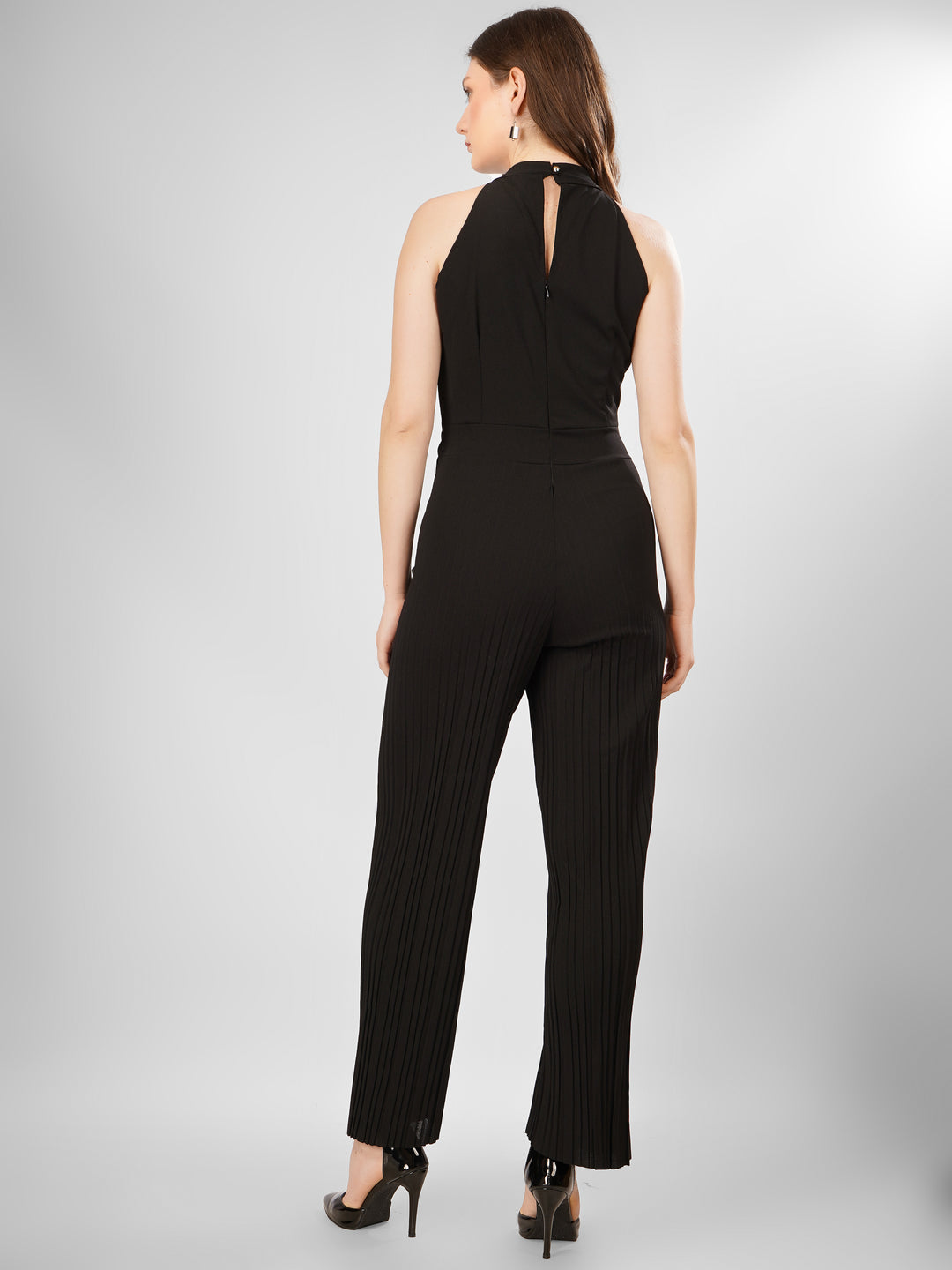 HIGH NECK STYLE JUMPSUIT