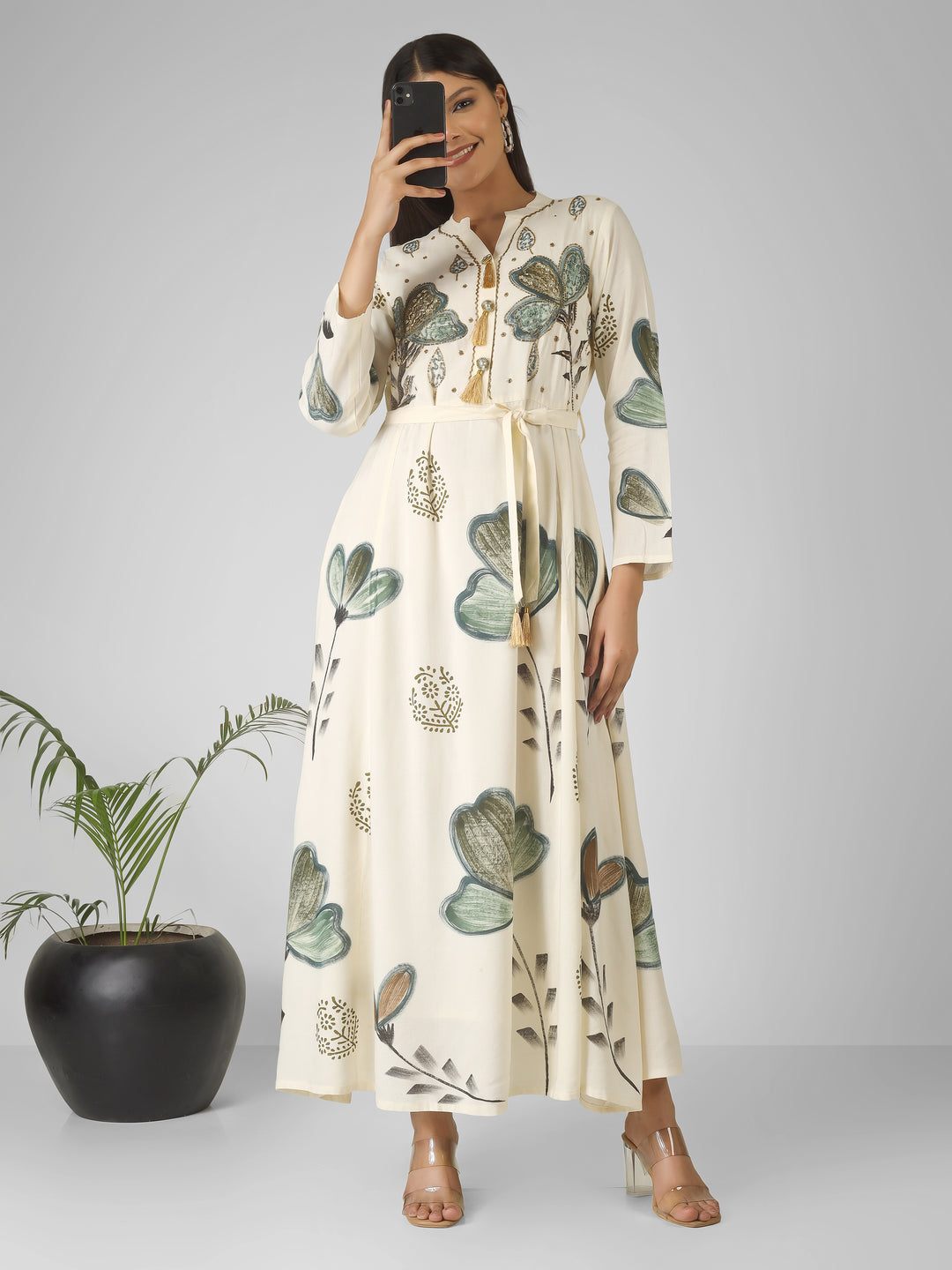 EMBELLISHED FLORAL MAXI DRESS