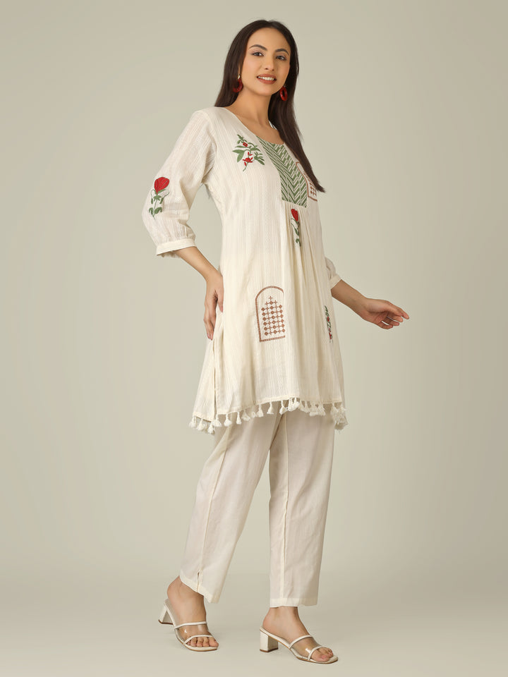 EMBROIDERED MEADOW CO-ORD SET