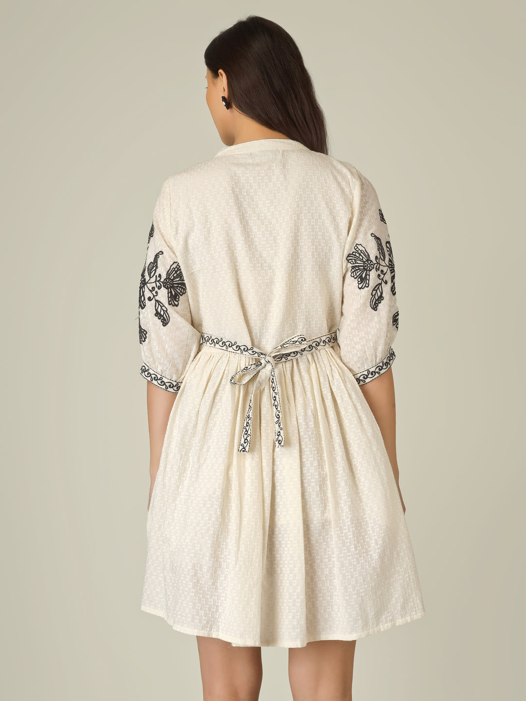 THREADED NOIR TUNIC
