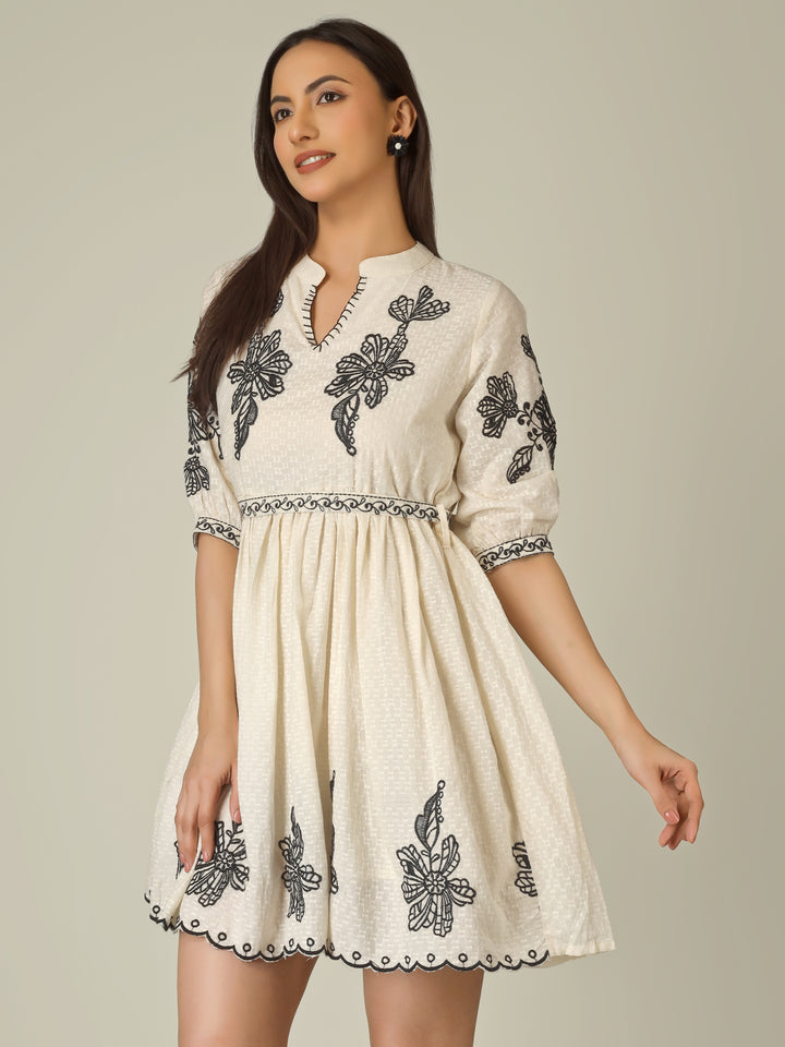THREADED NOIR TUNIC