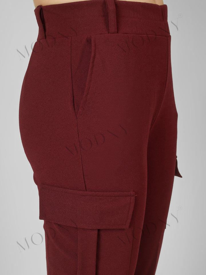 HIGH-WAISTES CARGO JOGGER