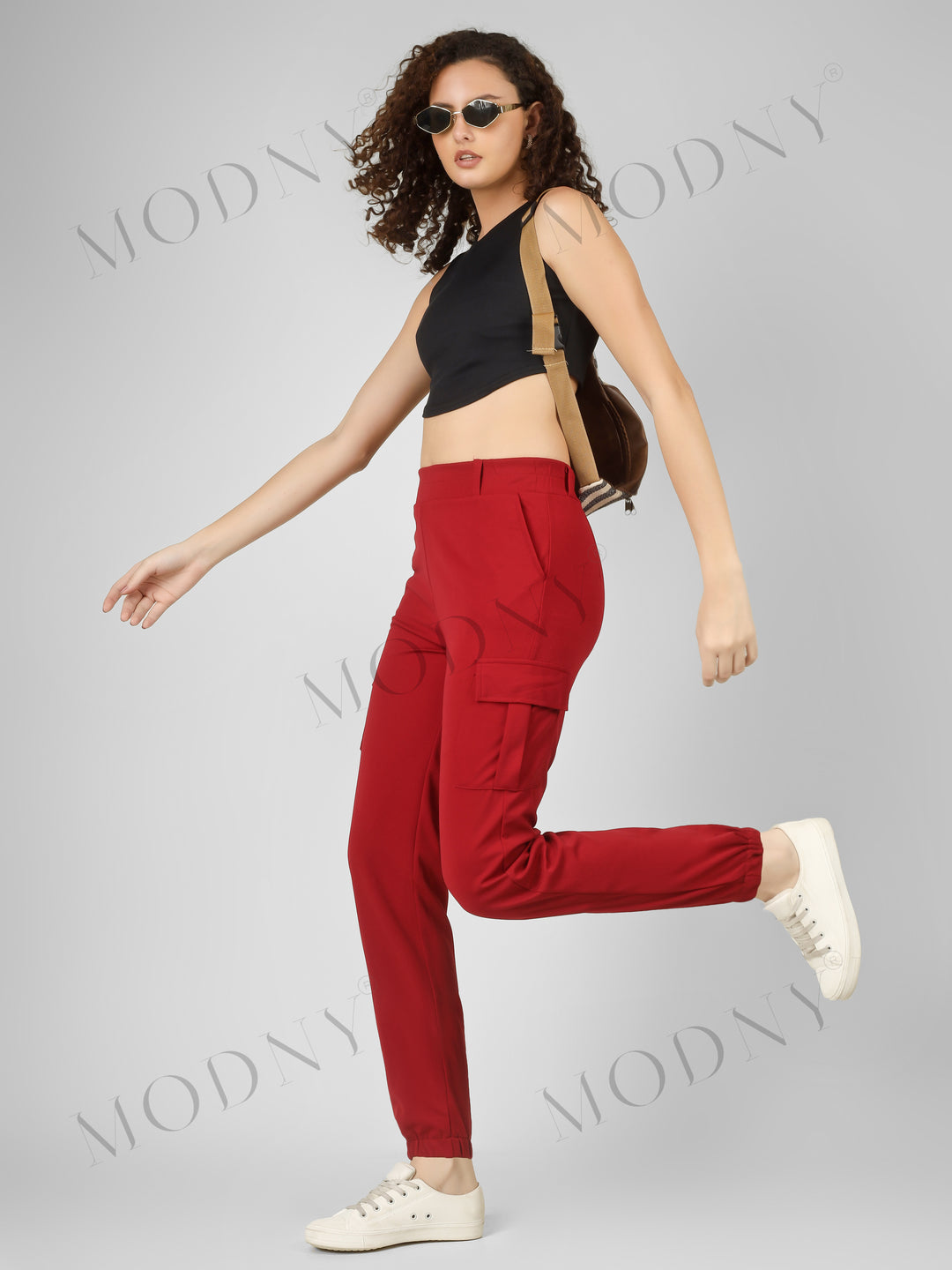 HIGH-WAISTES CARGO JOGGER