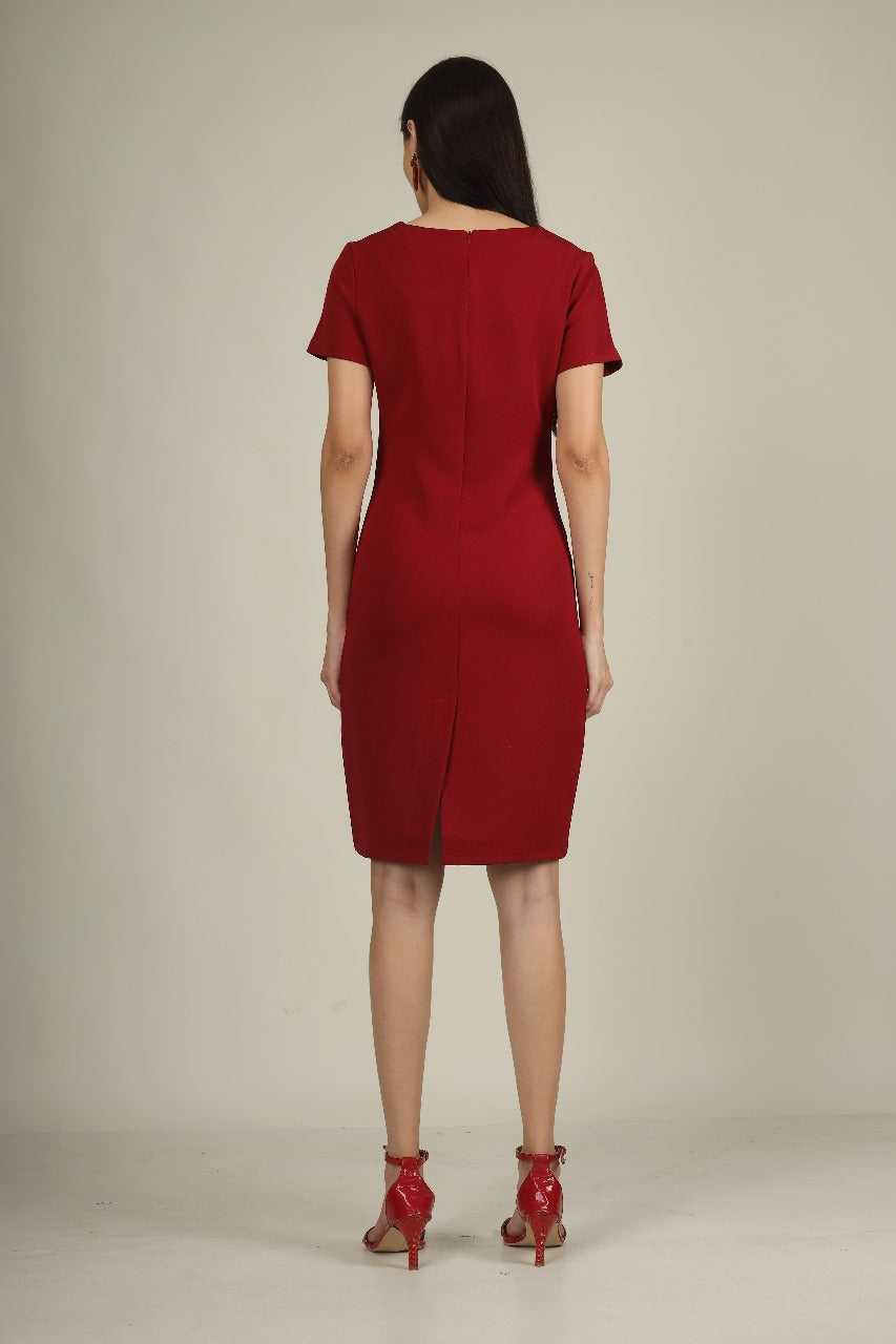 CLASSIC ROUND NECK TIMELESS FORMAL DRESS